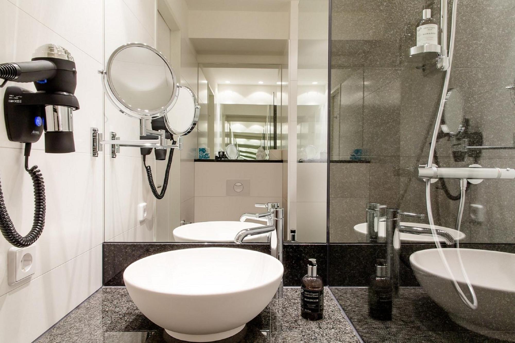 Motel One Wien-Staatsoper Ngoại thất bức ảnh